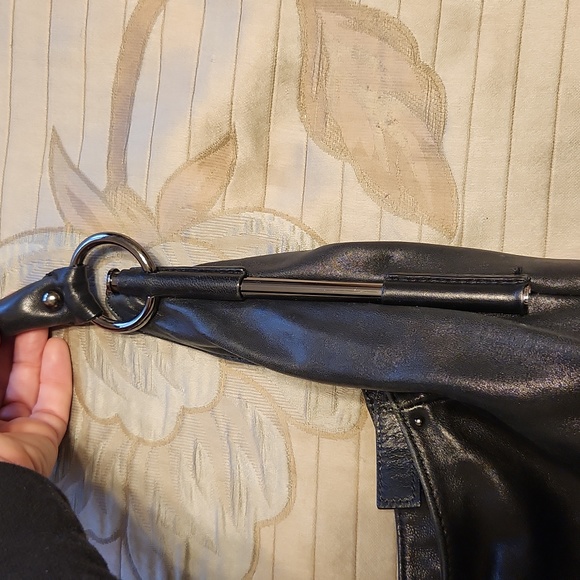 Genuine Leather Kenneth Cole hobo bag - Picture 3 of 10
